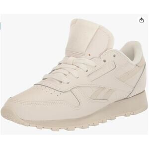 Reebok Women's Classic Leather Sneaker US  9
